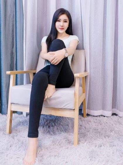 Which acupoint should be massaged for excessive liver fire Beijing Qingqing