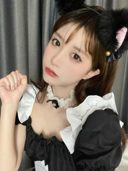 Female massage therapist who provides home visits Shenzhen Xiaobao