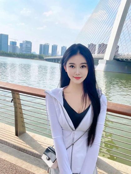 The efficacy and effects of massaging the Yongquan acupoint  Beijing Chen Guang'ai