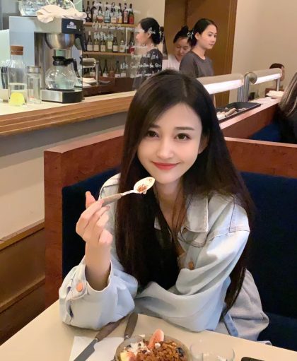 广州雨萌美女按摩