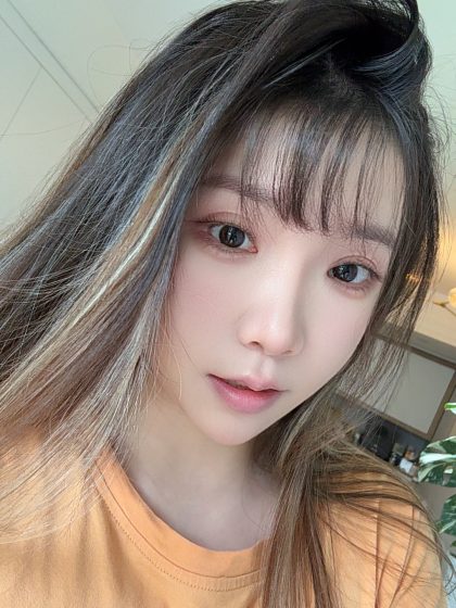 Massage therapist nearby at 24 Chongqing keep smile