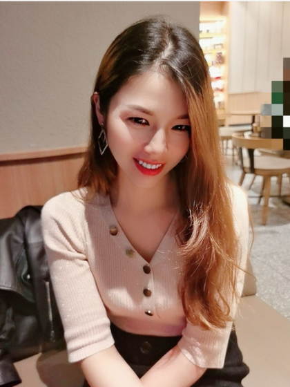 Door to door service massage Dalian He Xiangxue