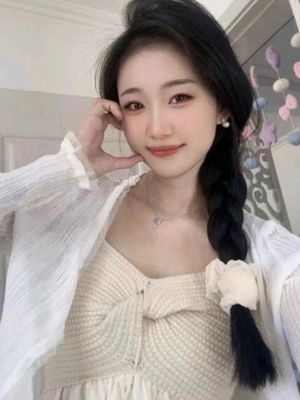 Full body massage oil Jingzhou Xia Lili