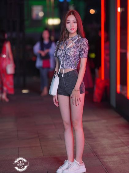Foshan Convenient Doorstep Wellness - Bailee