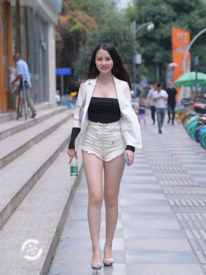 Wuhan Satin Smooth Bodywork - Guinevere