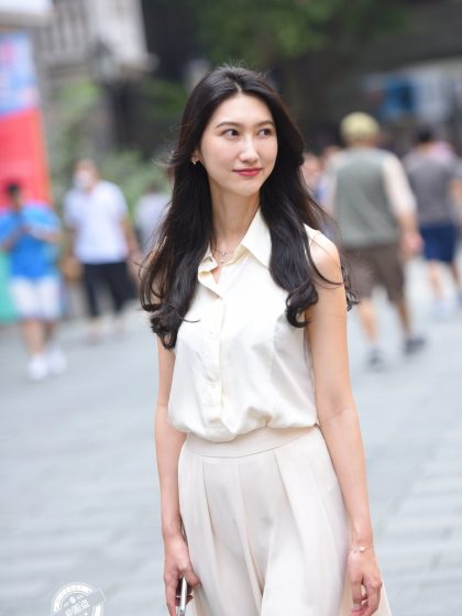 Chengdu Professional Outcall Massage Service - Lily