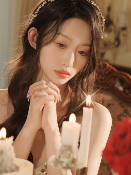 Ningbo Model Pose Relaxation - KiraIvy