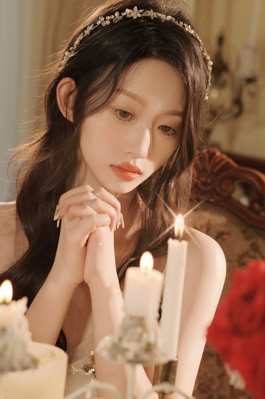 Ningbo Model Pose Relaxation - KiraIvy