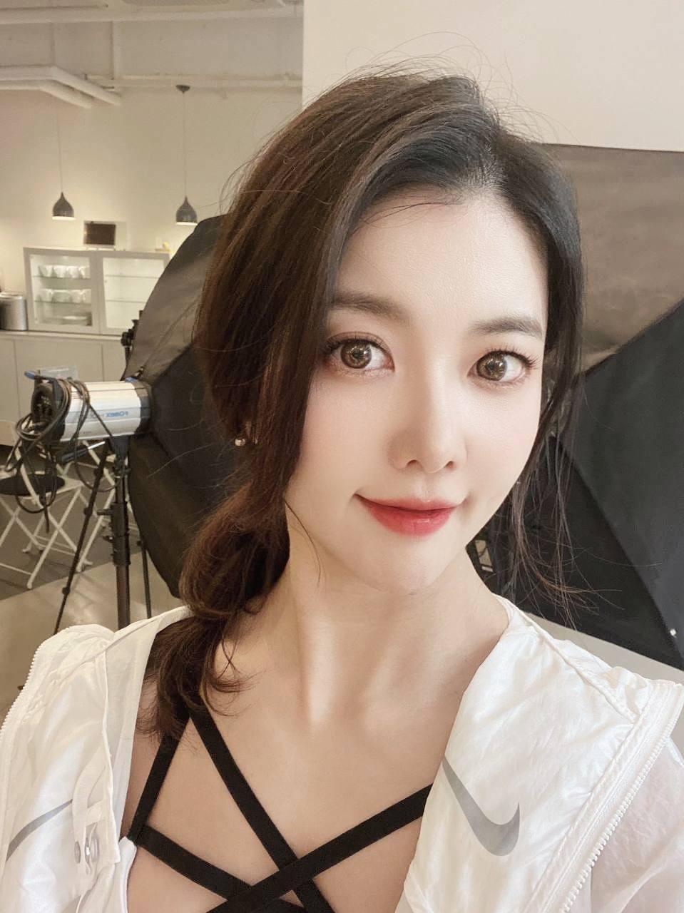 Exclusive Door-to-Door Massage Suzhou - Eulalia